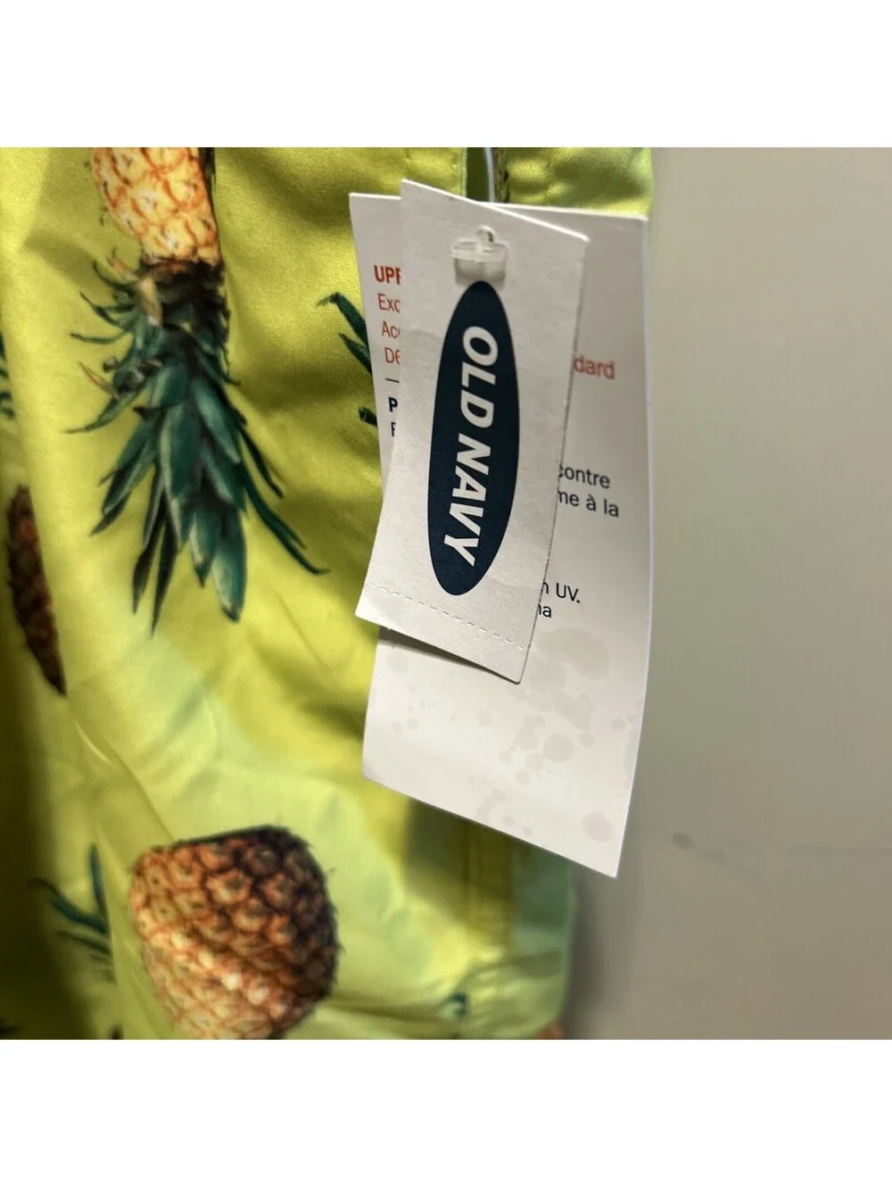 Old Navy Swim XXL NWT Pineapple Men’s  Tropical Summer   Upf  Sun Protection